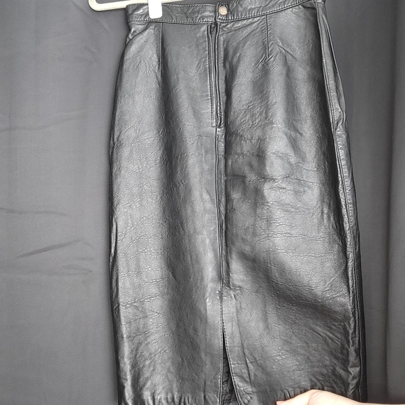 Vintage Black Leather Pencil Skirt - Picture 2 of 7